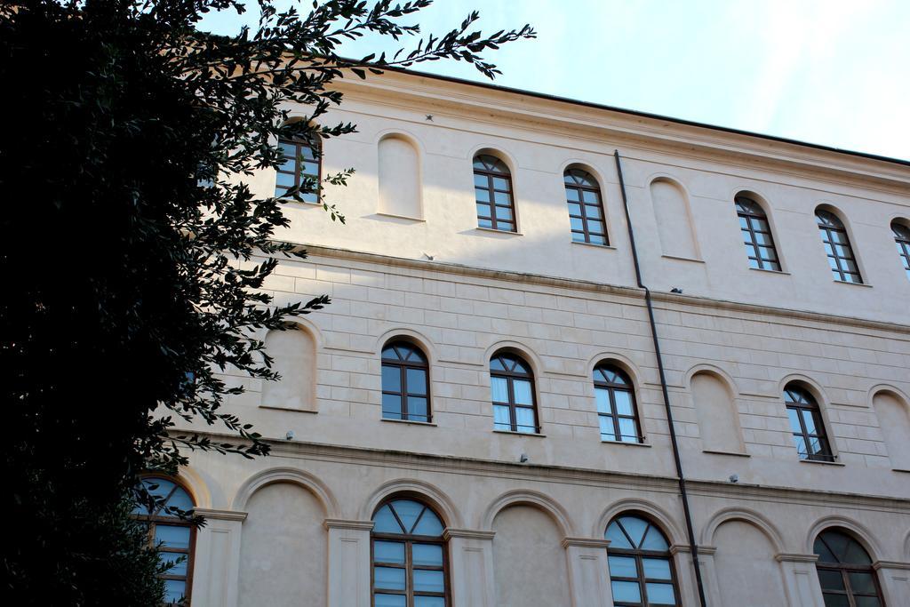 Almayer La Locanda Gaeta Bilik gambar